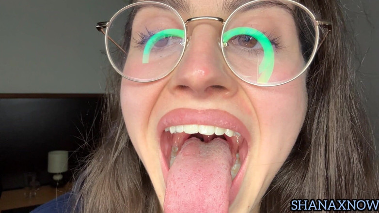Shanaxnow: Fetiche hablando antes de devorar ti uvula boca fetiche