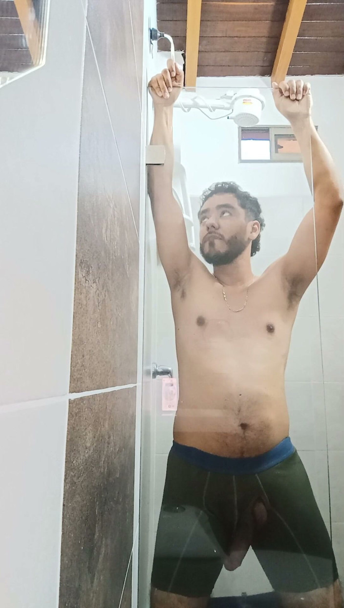 Tommhot: So Hot Masturbating in the Bathroom