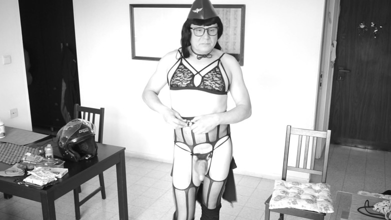 Voyager: Stunning Lingerie - It Fits Her Flawlessly