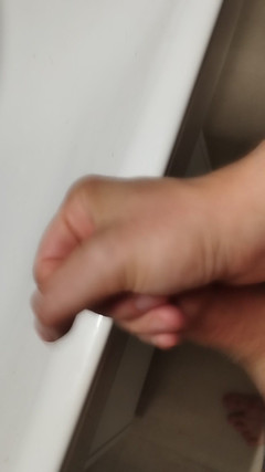 Bayer911: Pov-badezimmer-masturbation