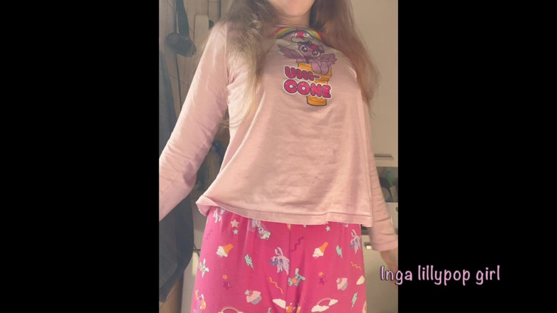Inga lillypop girl: Pijamale, Compilație de striptease