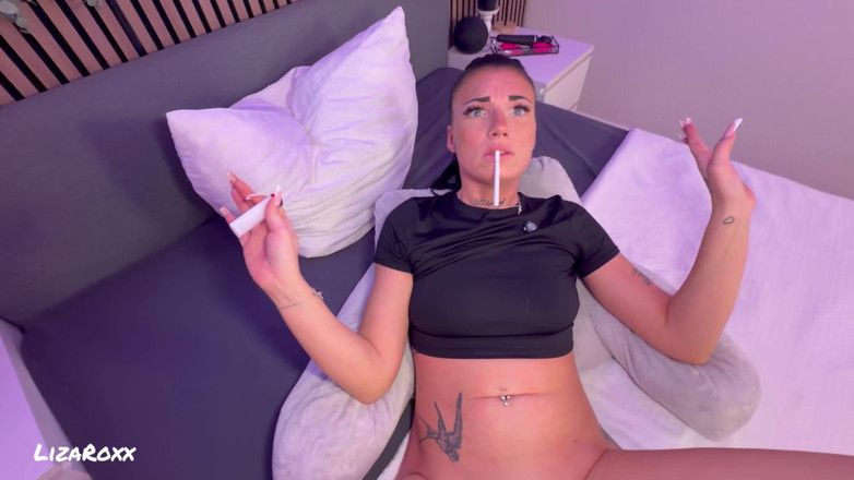 LizaRoxx: Postman Cheats with Me &amp; Fucks Me Until I Cum
