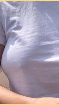 Istri nakal ini suka tanpa bra di depan umum