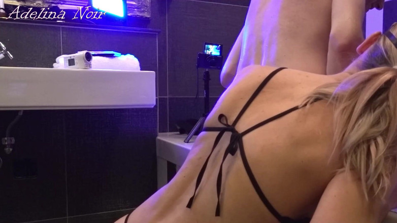 FISTINGQUEEN: Episches Assplay, Pegging und strapon im badezimmer