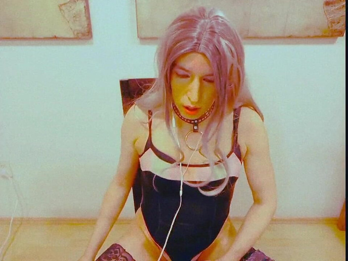 Tammy sissy slave: Shemale s-a masturbat