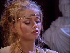 Antonio Adamo Film: O matronă romană se fute în cur cu un soldat în timp...