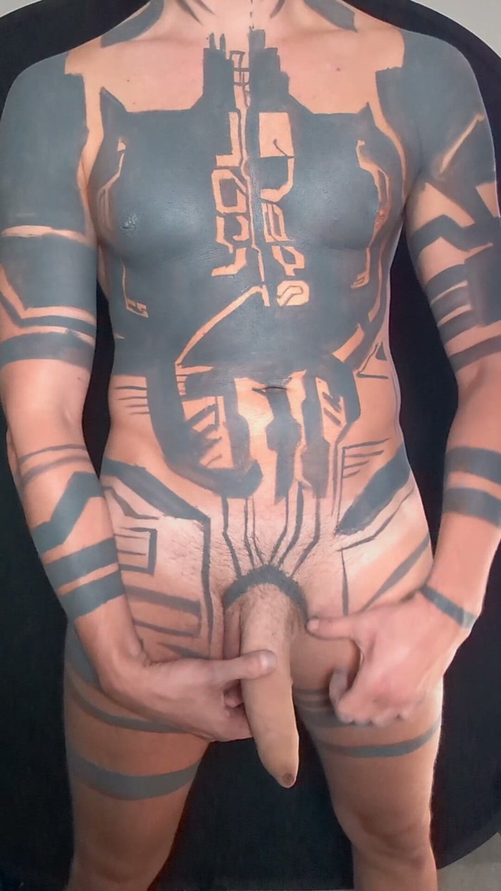 PicAsssHole: Pintura en mis propios tatuajes desnudos