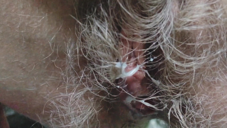 Hairy couple: Risky fucking hairy bush pussy stranger girl until creampie