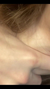 Francesa Femboy provocando e masturbando até ele gozar