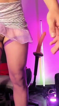 Beautiful Colombian Girl Interacts with Her Friends Online, and Shows How She Plays with Her Dildo Dancing Sexy