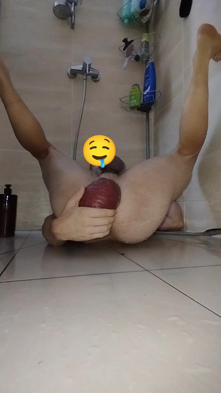 Maganafolgas: 숏물 자지 거대한 고기