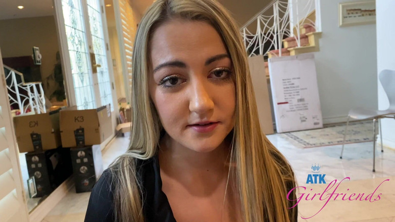 ATK Girlfriends: Virtuální datum