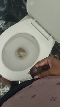 Con me piscio ragazzo caldo nudo