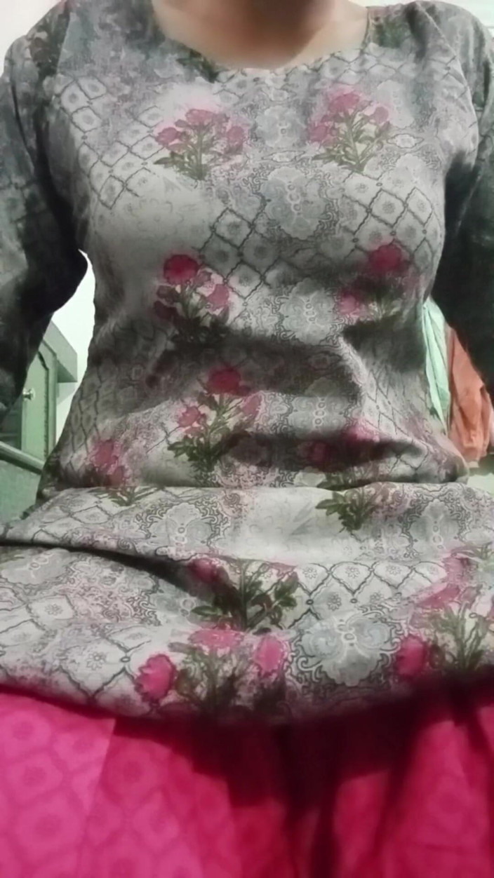 Gaurisissy: Gay Crossdresser Gaurisissy Si Ibu-ibu Seksi India Salwar Kurta XXX