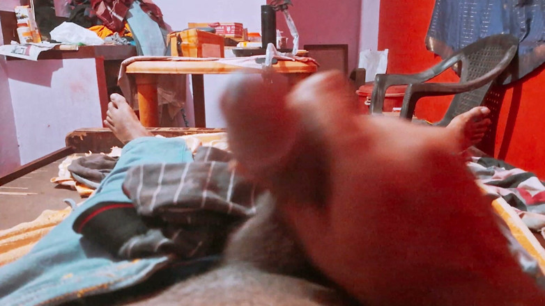 darksiders_eyes_love: Handjob amatur ayah tiri melancap dengan batang besar