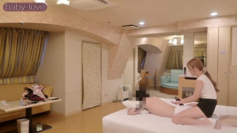 Asian cutie: Uncensored Gal Esthetician: Dirty Service Drains Every Last Drop Then...