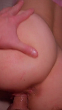 Dikke Kont Stiefzus Rijdt Op Pik! Liggend Bot En Neuken Aan De Zijkant! Heetste Cumshot POV