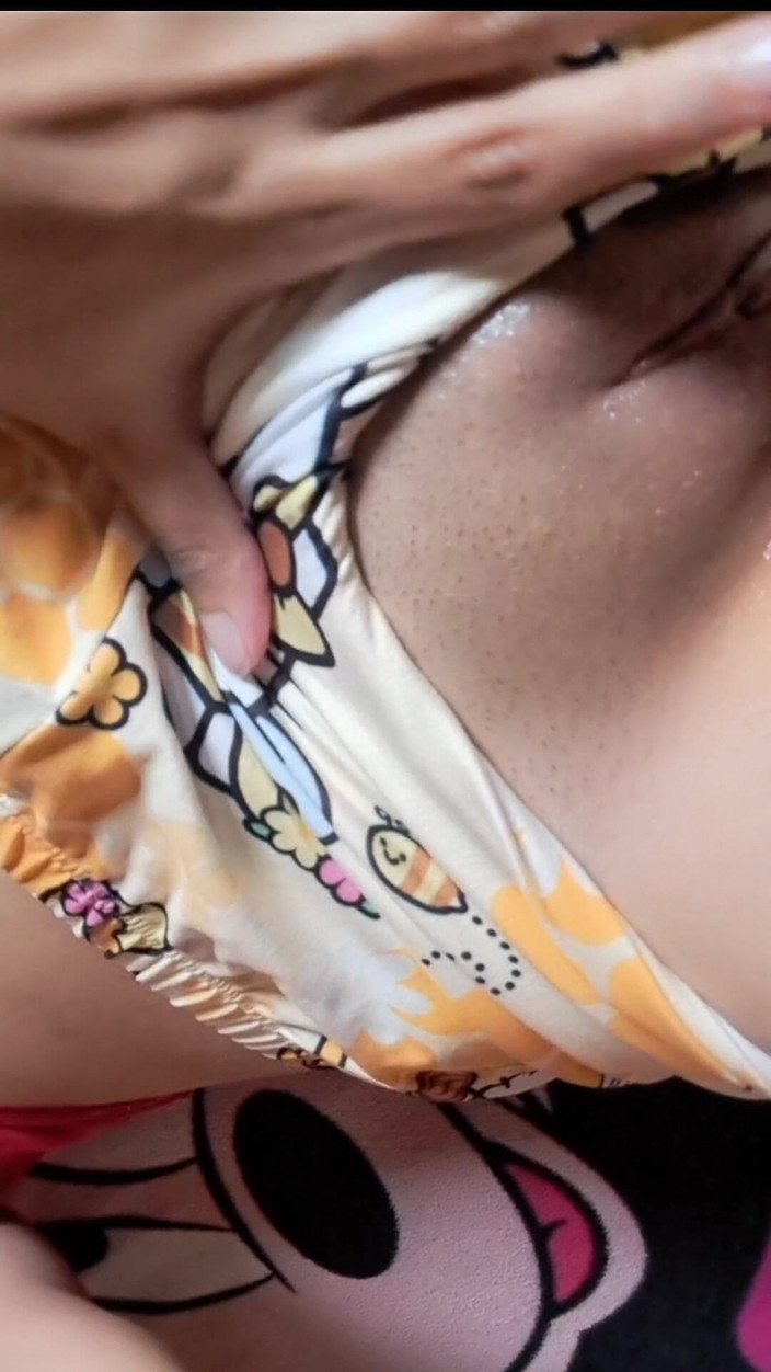 Yulieth Gomez: 我的妻子为早餐提供她的身体