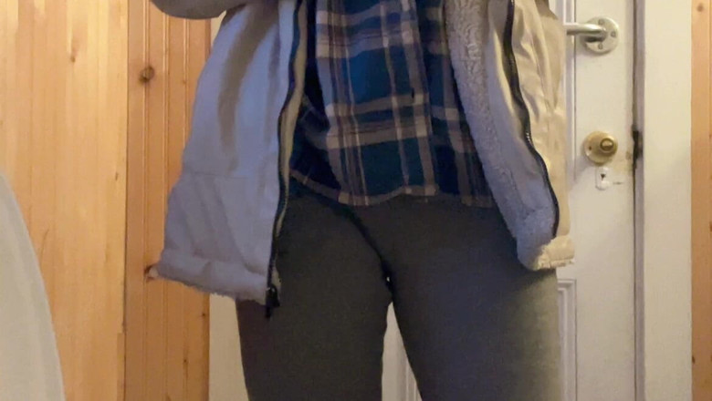 sweethanajapanese: Hana Siedzi W Toalecie Czyści Swoją Owłosioną Cipkę