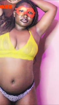Strip Tease Babe