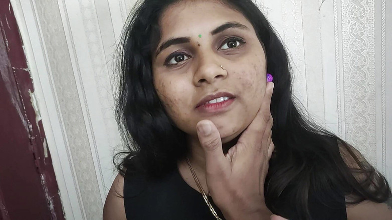 Vaigavarun45: Vaishnavy Průhledný Top Navel Lízání od Sharun Raj, Mallu Girl...