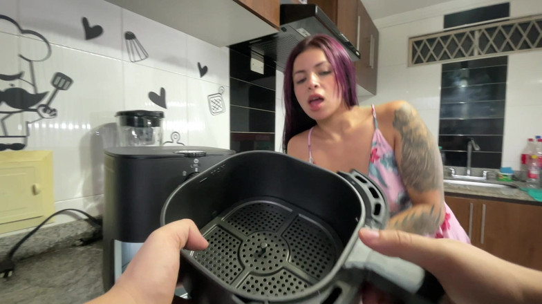 SoyMarce: Ngentot neigthborku di atas dapur