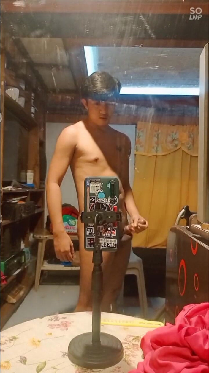 Rent A Gay Productions: フィリッピーノ・トゥインクが興奮する