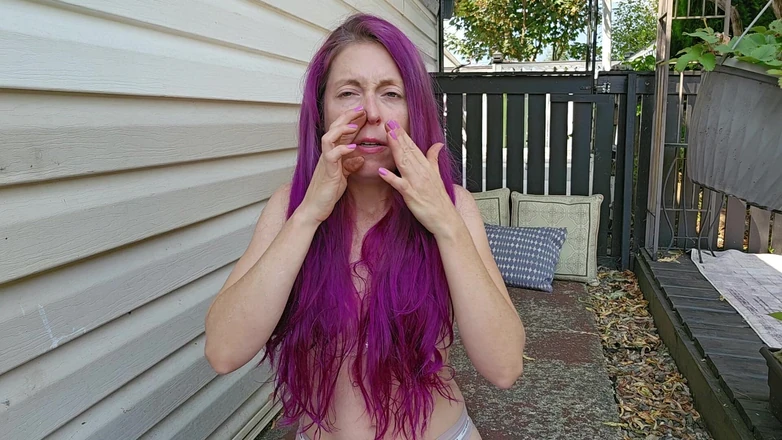 Nerdy_faery: Kencing dan rambut tertutup Snot