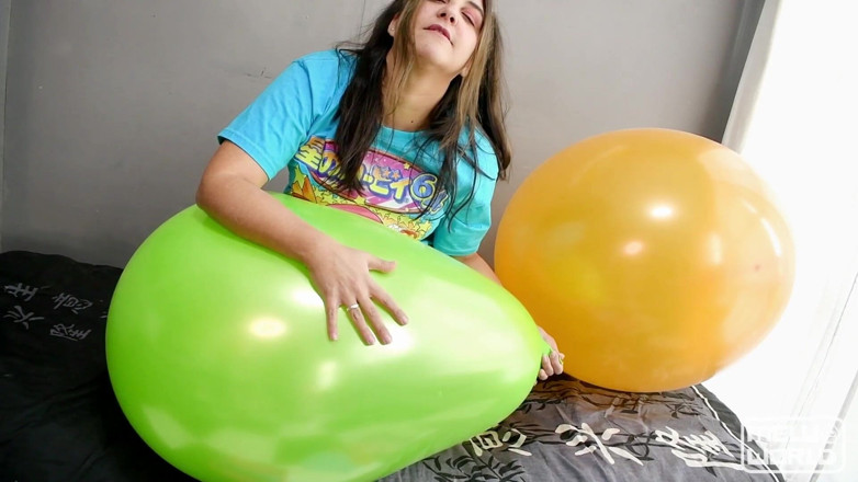melu_world: Jeździj i paznokci popping 7 dużych balonów z moim nagim ciałem -...