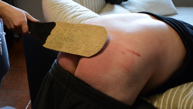 CM Fetish: Claudia's punishment continues