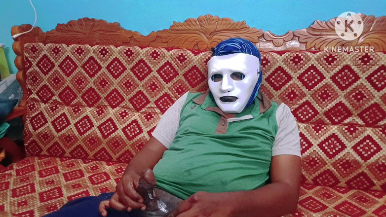 Sweethoneybgl: Hintli kadın kocası evde yokken güzel bir sakso çekip döl yutuyor-...