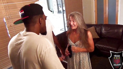 Rome Major: BBC Rome Majorは、新しいワイヤーを敷設しようとしているケーブルマンの1つです!!