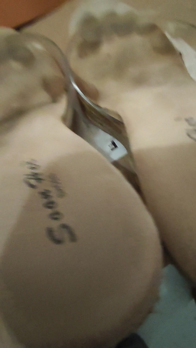 Ejaculation on Worn Heels (Mutsakin)