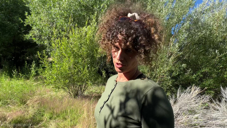 VibeWithMommy: 地獄で彼女と親友の7分間