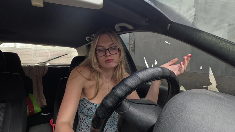 HotPrincessUA: Ik heb die dag mijn auto echt onder water gezet....