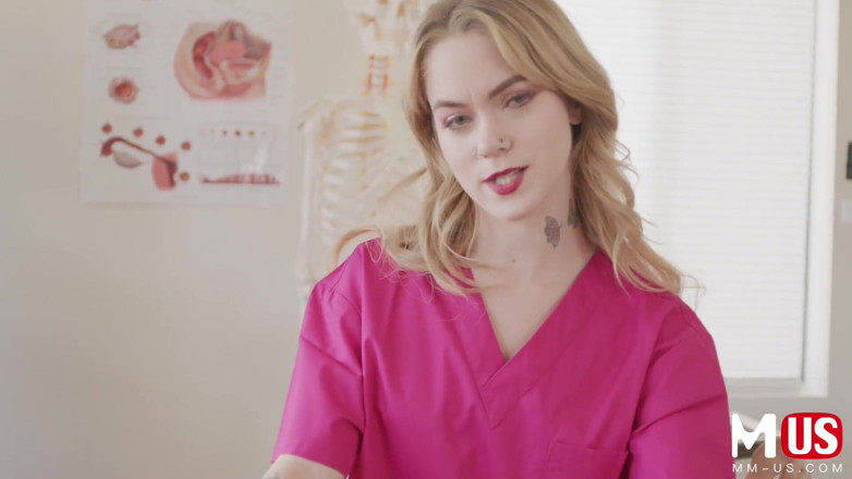 Jerkaoke: Aventure réelle en POV : une infirmière mignonne fait l’impensable