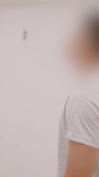 Agenta asiatică imobiliară este umplută cu spermă de un client excitat