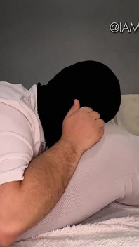 Facesit osuruk savaşı: o savaşır, ben kazanırım