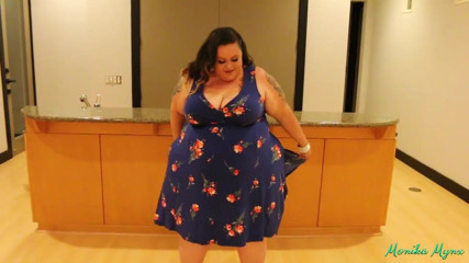 BBW Pleasures: SSBBW cởi đồ trêu chọc
