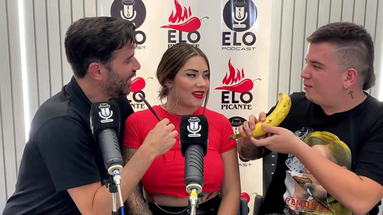 Sara Blonde: Interviul cu podcastul Elo se încheie cu un blowjob și multă spermă -...
