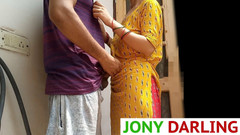 Jony Darling: Sousedovo drbání Darling Darling Miláčku