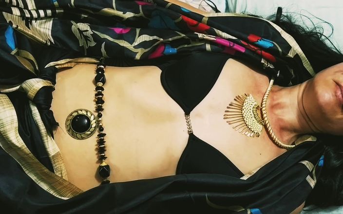 Bolly Karma: Arriva in un posto speciale da troia