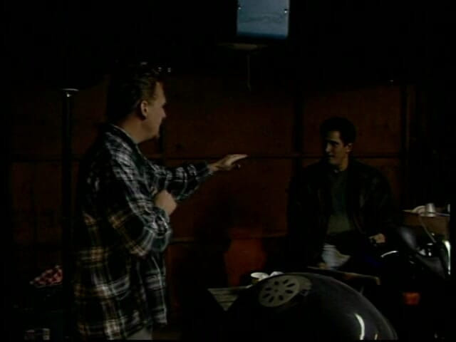 Meet and Fuck: Збуджений дядько зловив свою молоду племінницю на хопі, пестячи її пизду