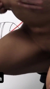 Shoplyfter - une bombasse audacieuse laisse un agent de sécurité la baiser pour l’amender pour tous ses mauvais faits