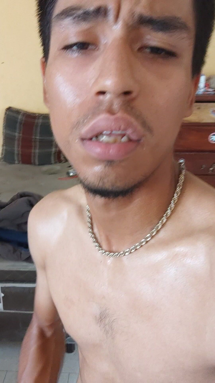 AlexAlejandro13: Sledují mého ptáka
