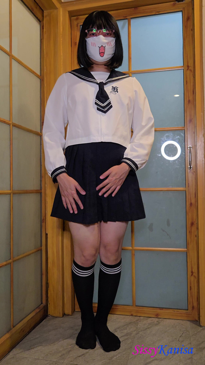 SissyKanisa: Cabina de probă a lui Sissy Kanisa: Schimbați hainele pentru...
