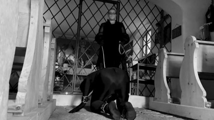 Mistress April: Stăpâna dominatoare April - mărturisirea