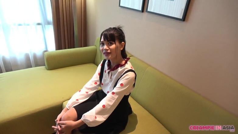 Creampie In Asia: Aku crot di dalam memeknya dan ngentot kontolku habis-habisan