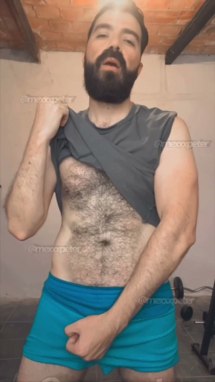 mexxxpeter: Ik ben zo heet zoals jij, mijn lul wordt meteen...
