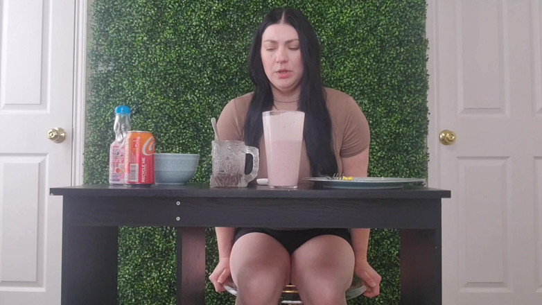 Julia Ryan: Gfe Mukbang 원숙녀와 버핑